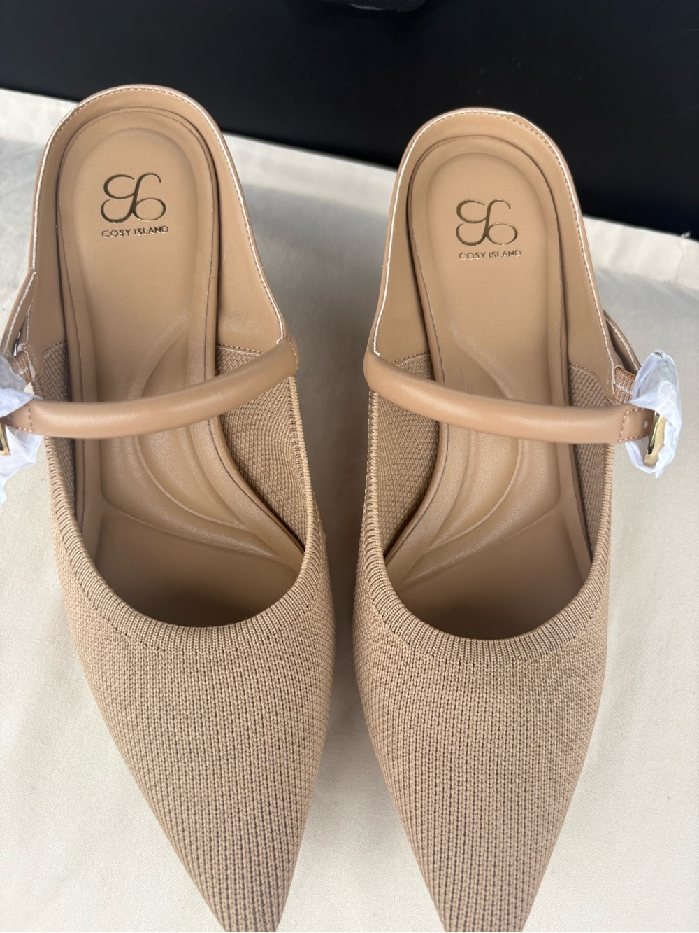 Cosy Island Women's Beige Pointed Toe  GraceLithe Size 5 fly knit heels pumps